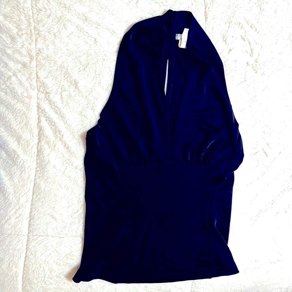 Vintage XOXO halter top, black,size M